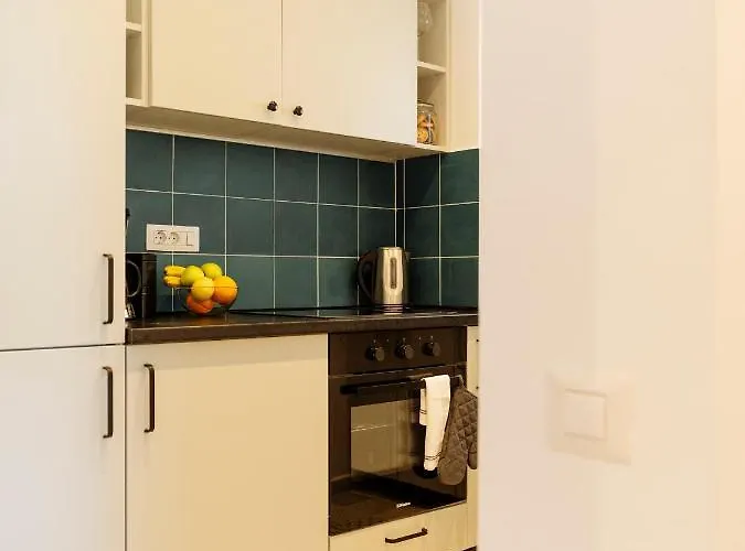 Sunny 3br Midtown Flat - Amazing View Balcony * Bükreş