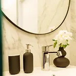 Sunny 3br Midtown Flat - Amazing View Balcony Apartament