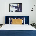 Sunny 3br Midtown Flat - Amazing View Balcony *