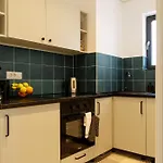 Apartament Sunny 3br Midtown Flat - Amazing View Balcony Bucureşti