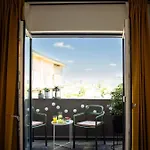 Sunny 3br Midtown Flat - Amazing View Balcony * Bucureşti