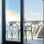 Sunny 3br Midtown Flat - Amazing View Balcony Bucureşti