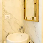 Apartament Sunny 3br Midtown Flat - Amazing View Balcony