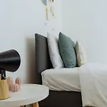 Apartament Sunny 3br Midtown Flat - Amazing View Balcony Bucureşti