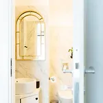 Sunny 3br Midtown Flat - Amazing View Balcony * Bucureşti