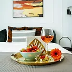 Apartament Sunny 3br Midtown Flat - Amazing View Balcony *