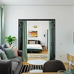 Sunny 3br Midtown Flat - Amazing View Balcony Apartament
