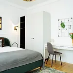 Sunny 3br Midtown Flat - Amazing View Balcony Apartament