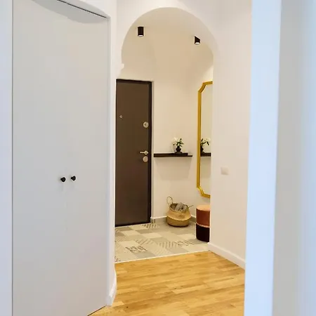 Sunny 3br Midtown Flat - Amazing View Balcony Bucarest