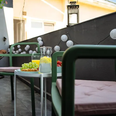 Sunny 3br Midtown Flat - Amazing View Balcony Bükreş