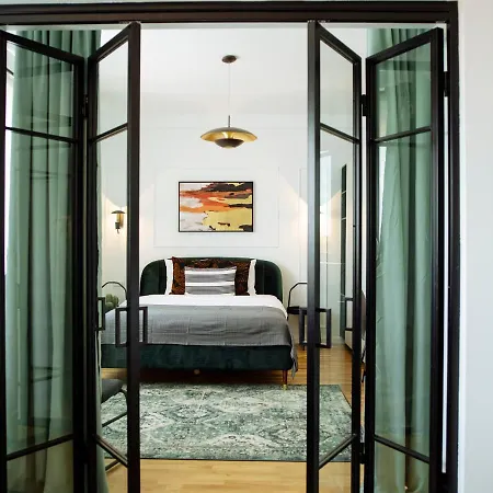 Sunny 3br Midtown Flat - Amazing View Balcony Daire