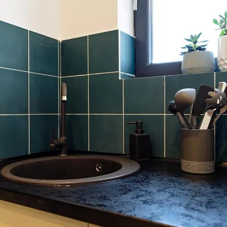 Sunny 3br Midtown Flat - Amazing View Balcony * Bucharest
