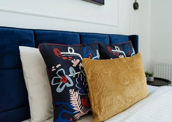 Sunny 3br Midtown Flat - Amazing View Balcony