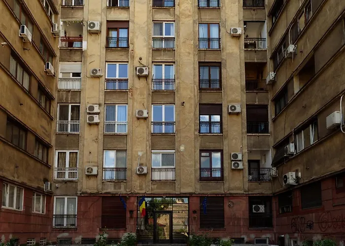 شقة Sunny 3br Midtown Flat - Amazing View Balcony *