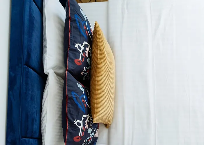 شقة Sunny 3br Midtown Flat - Amazing View Balcony بوخارست