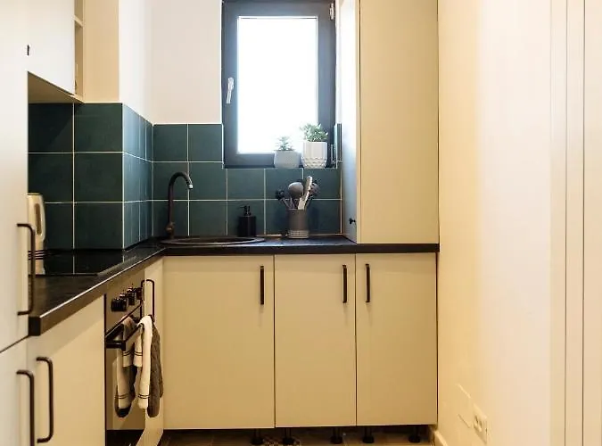 Sunny 3br Midtown Flat - Amazing View Balcony Bükreş