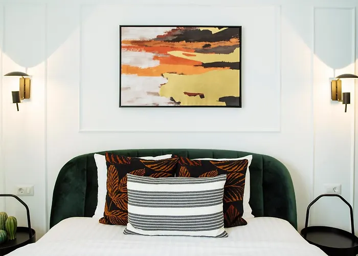 Sunny 3br Midtown Flat - Amazing View Balcony Apartman Bukarest