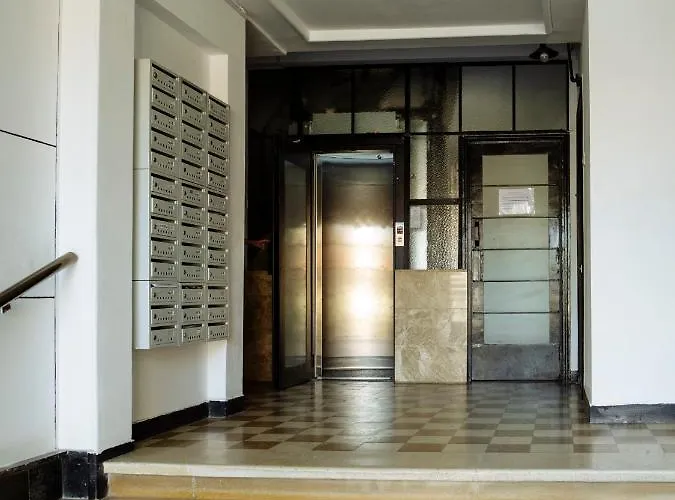 Sunny 3br Midtown Flat - Amazing View Balcony Lägenhet Bukarest