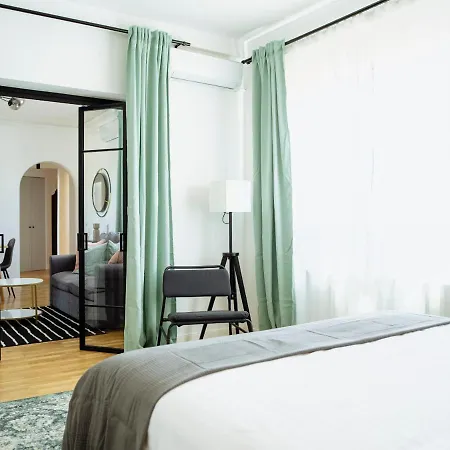 Apartment Sunny 3br Midtown Flat - Amazing View Balcony