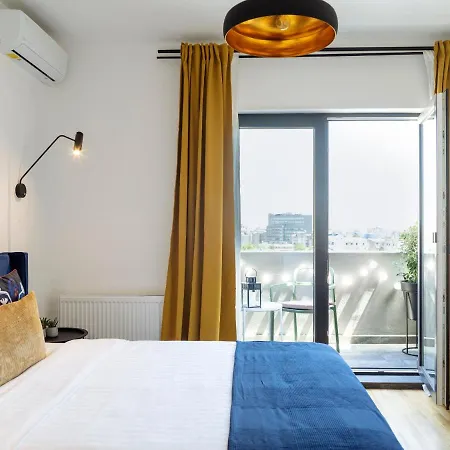 Sunny 3br Midtown Flat - Amazing View Balcony