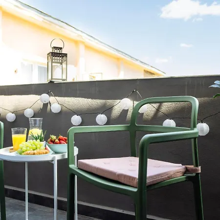 Sunny 3br Midtown Flat - Amazing View Balcony Apartment