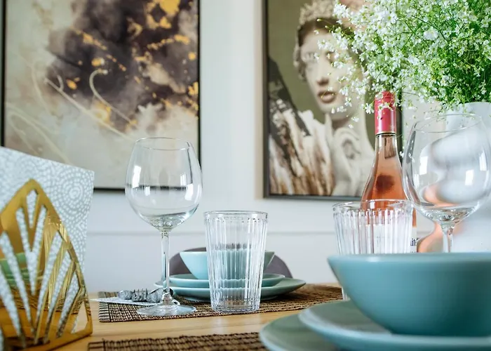 Sunny 3br Midtown Flat - Amazing View Balcony * Bukarest