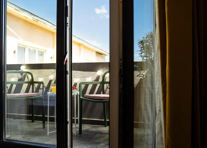 Sunny 3br Midtown Flat - Amazing View Balcony