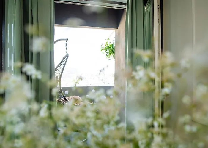 Sunny 3br Midtown Flat - Amazing View Balcony Lejlighed *