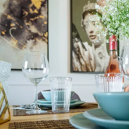 Sunny 3br Midtown Flat - Amazing View Balcony * Bucarest