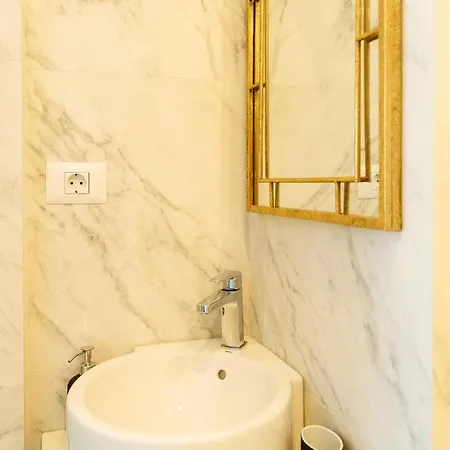 Appartamento Sunny 3br Midtown Flat - Amazing View Balcony