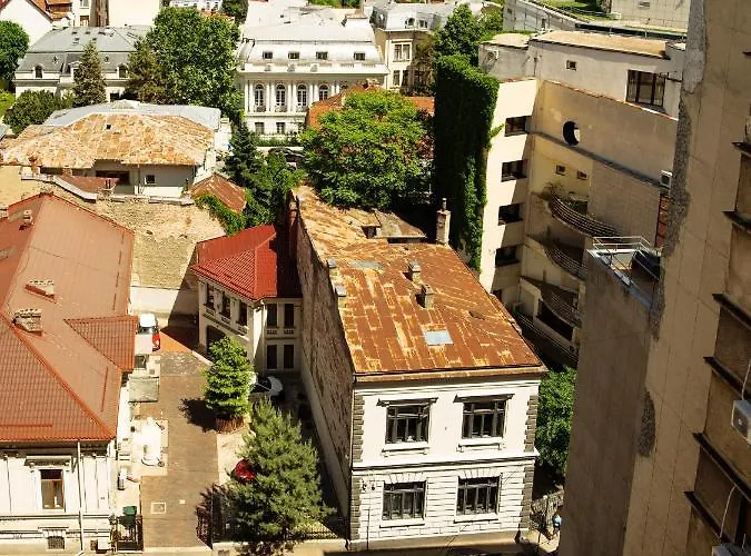 Sunny 3br Midtown Flat - Amazing View Balcony Апартаменти